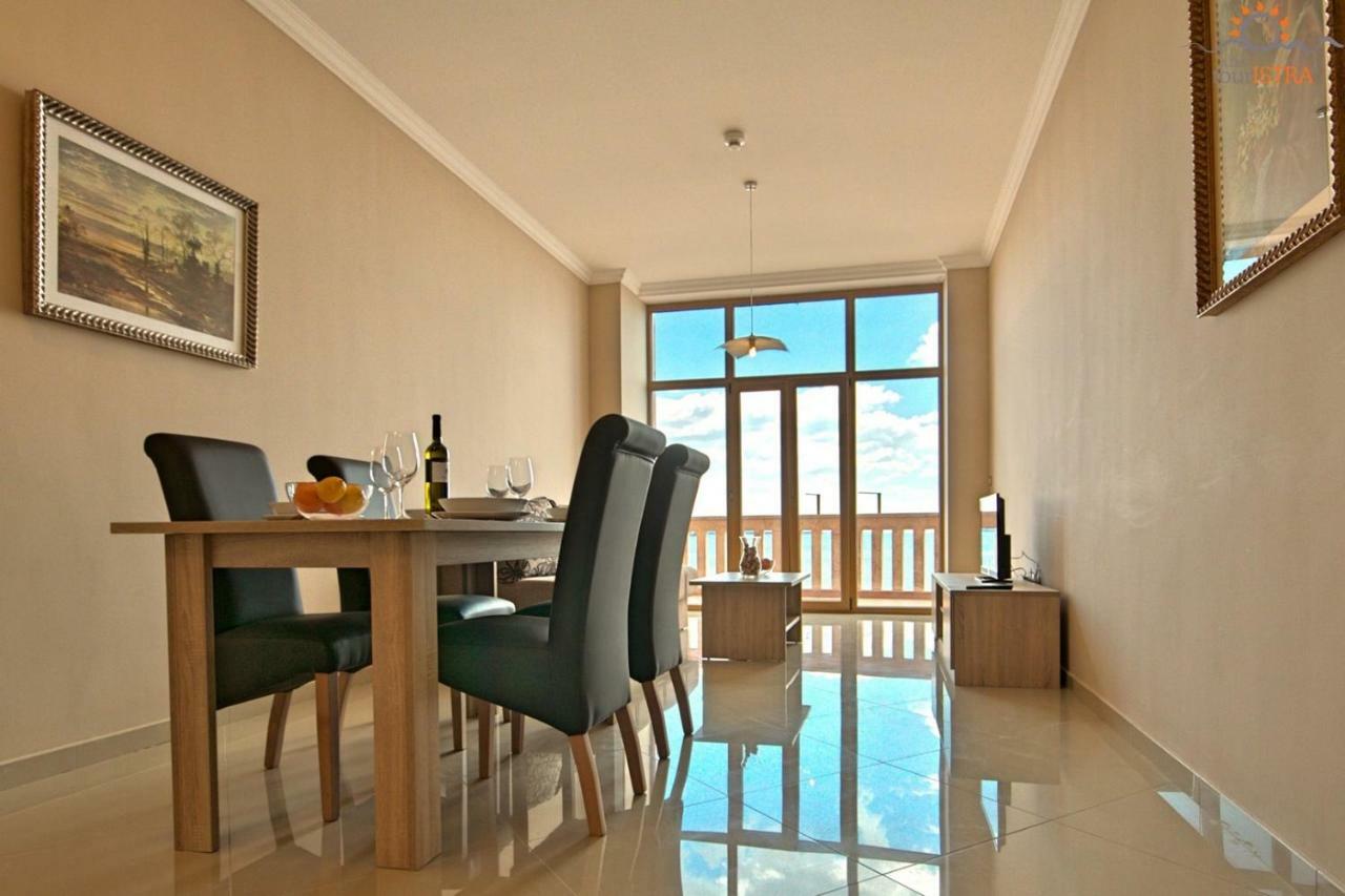 Rotonda Inn Novigrad Novigrad Istria エクステリア 写真