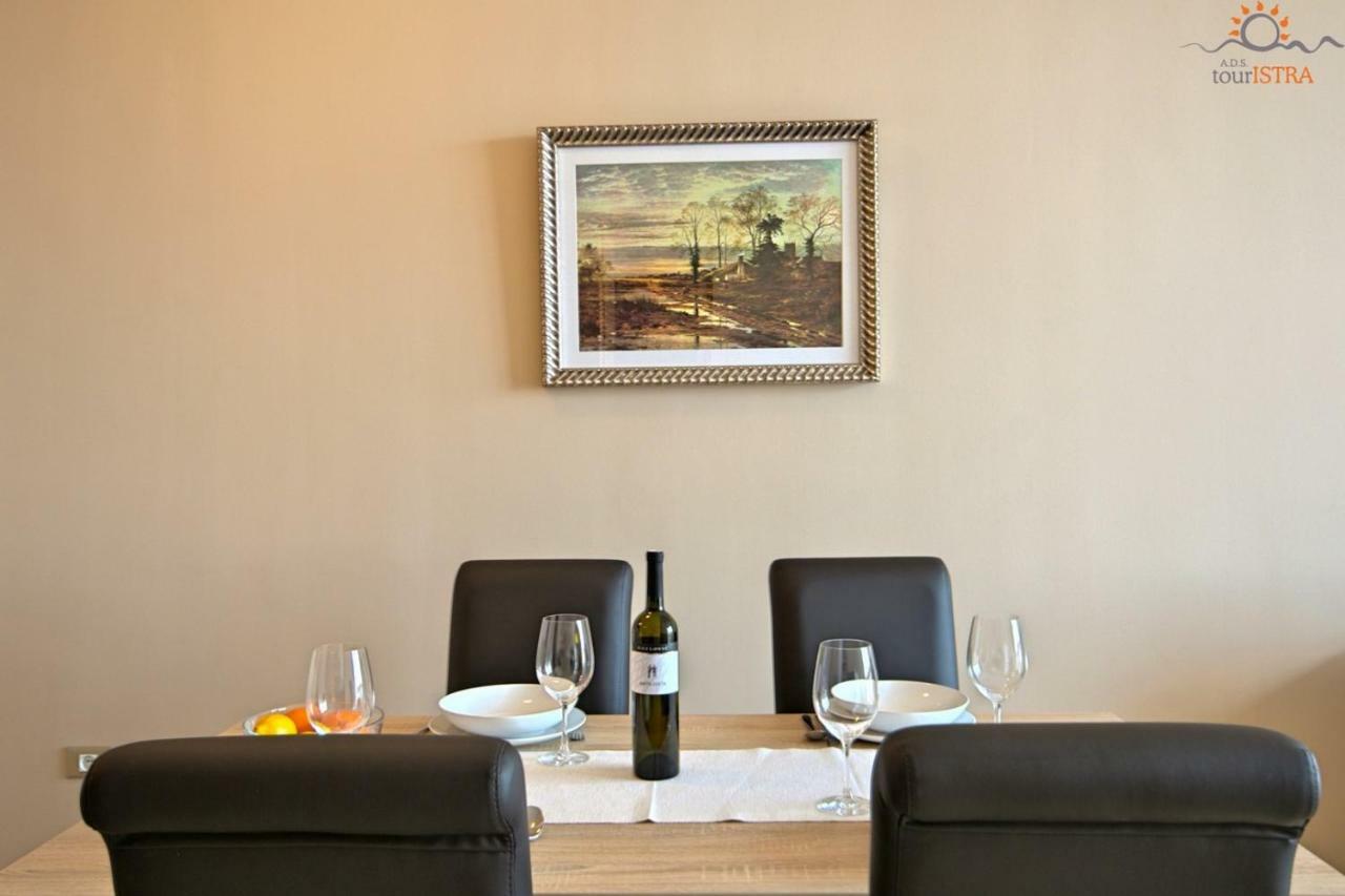 Rotonda Inn Novigrad Novigrad Istria エクステリア 写真
