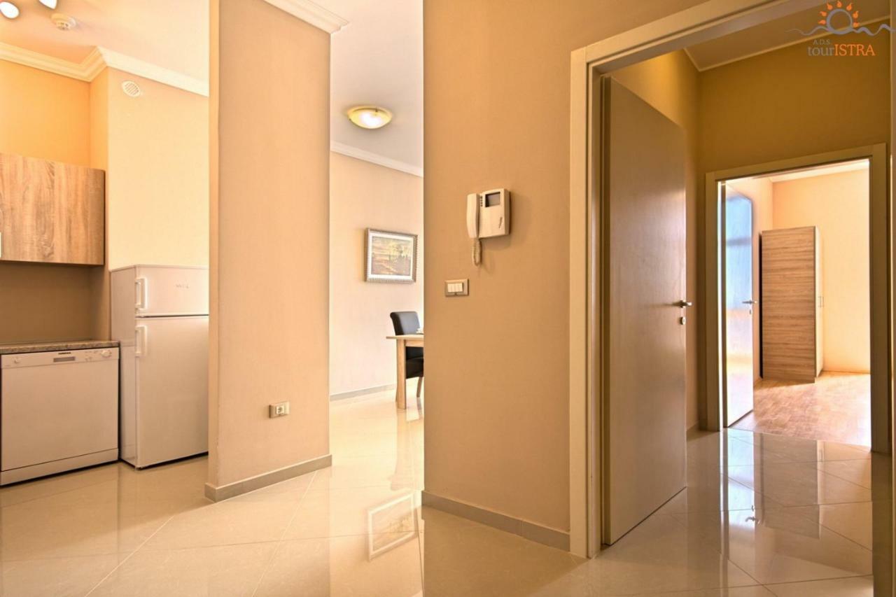 Rotonda Inn Novigrad Novigrad Istria エクステリア 写真